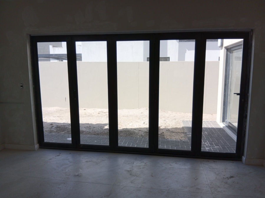 4 Bedroom Property for Sale in Sandown Western Cape